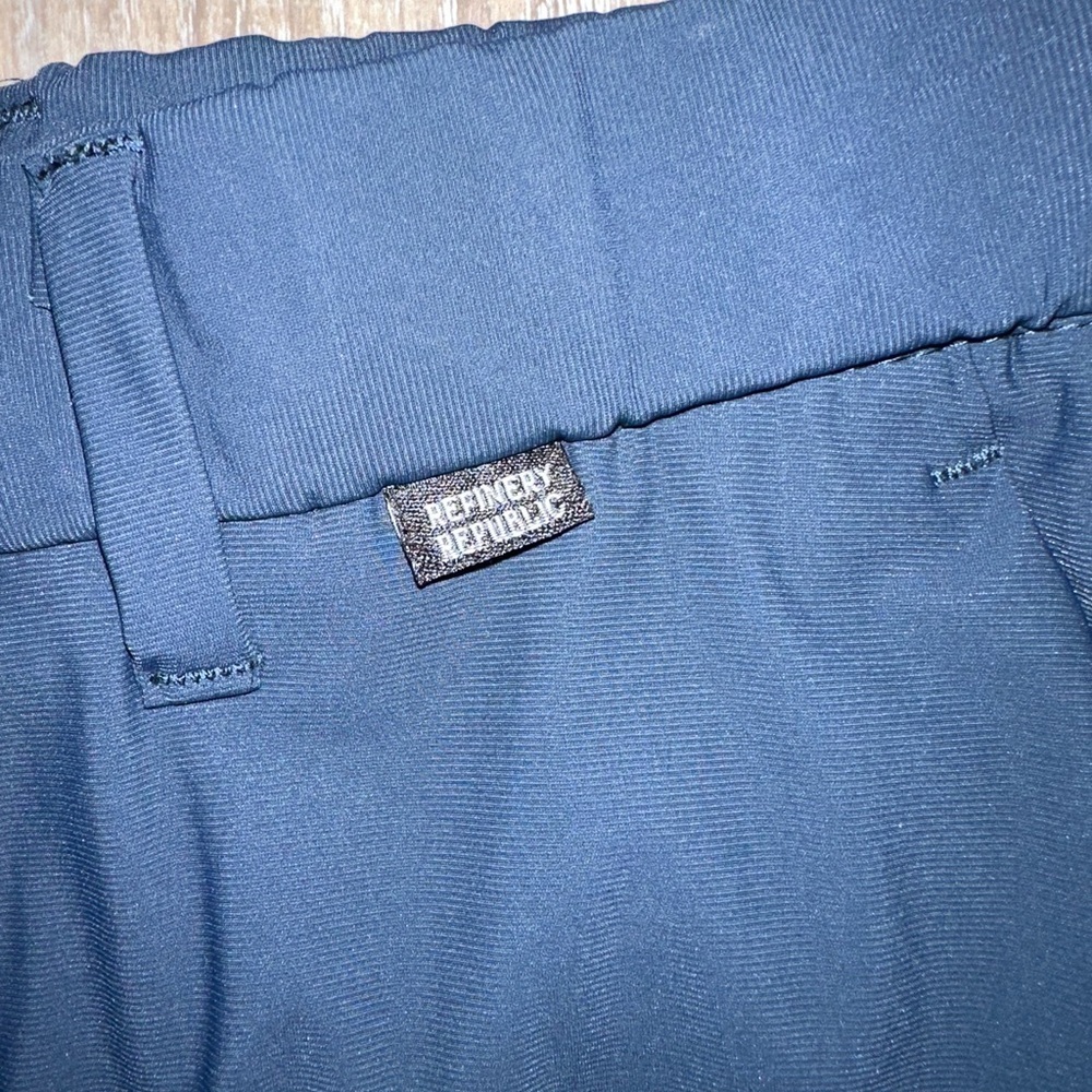 Men's refinery republic Navy Shorts - Picture 2 of 5
